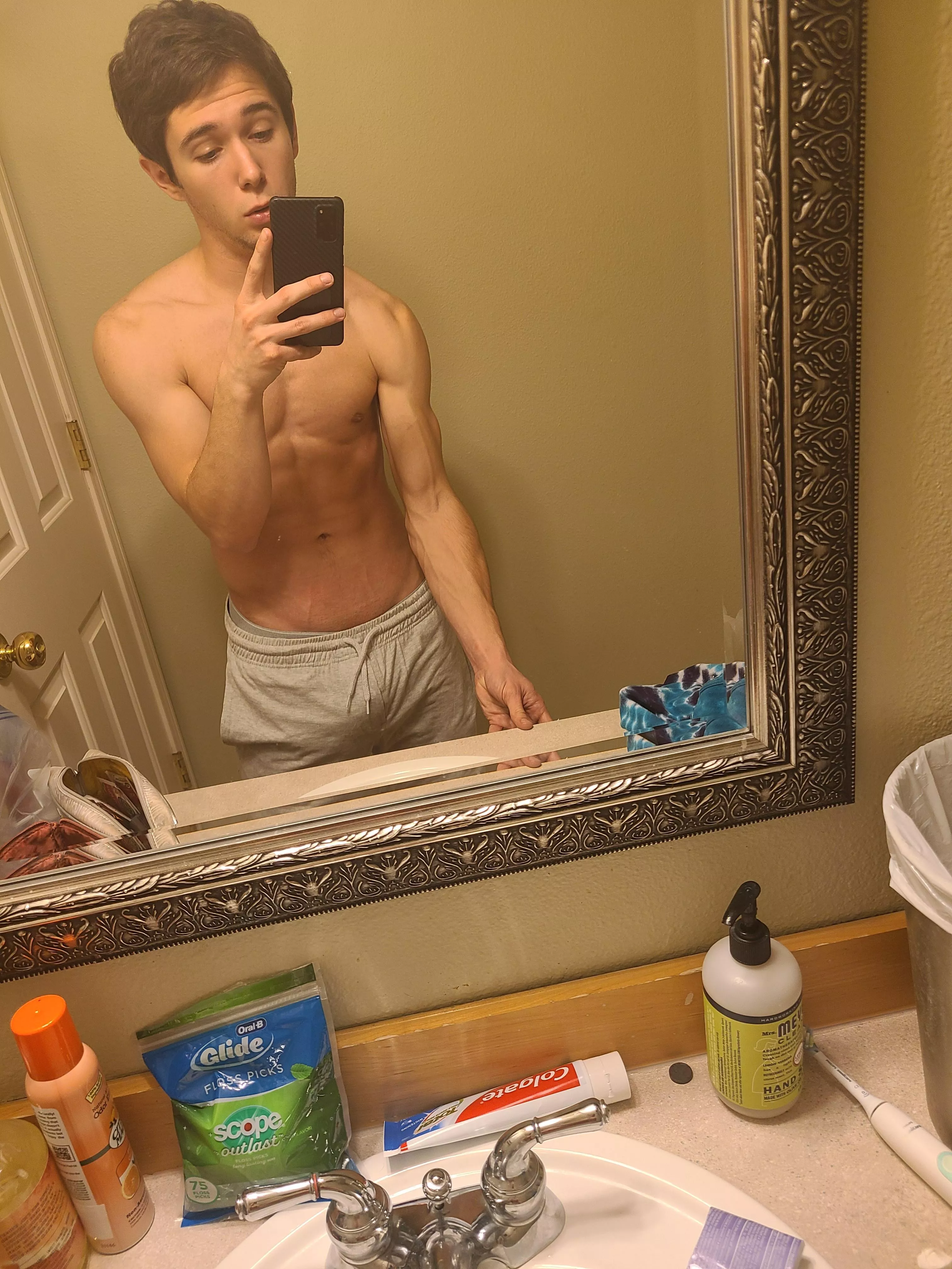 Where did your eyes go first? 👀 posted by whtvritsathrowaway