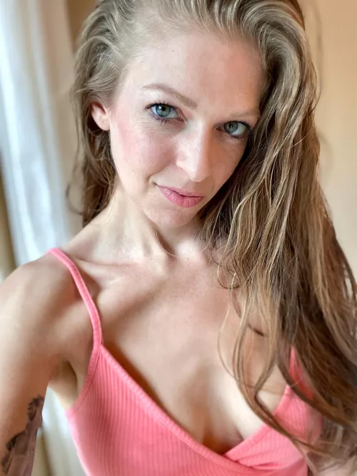 Where do your eyes go first? by TheJensensPlay