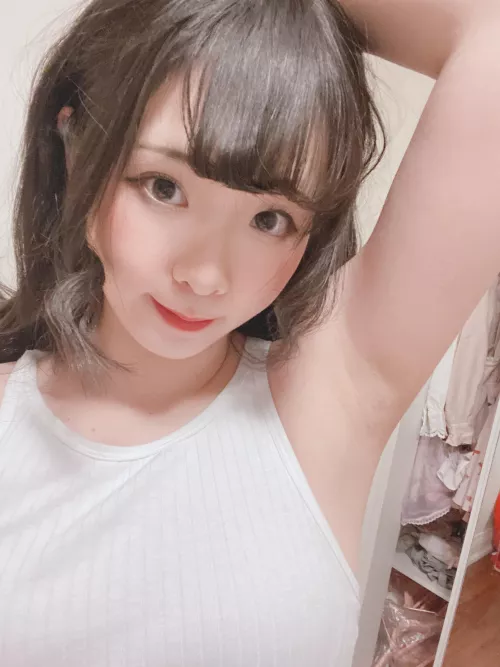 Where r u staring at by lunschwarz