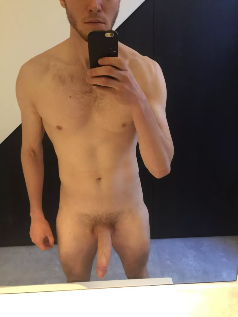 Where the Sydney girls at? posted by VirtualEmphasis