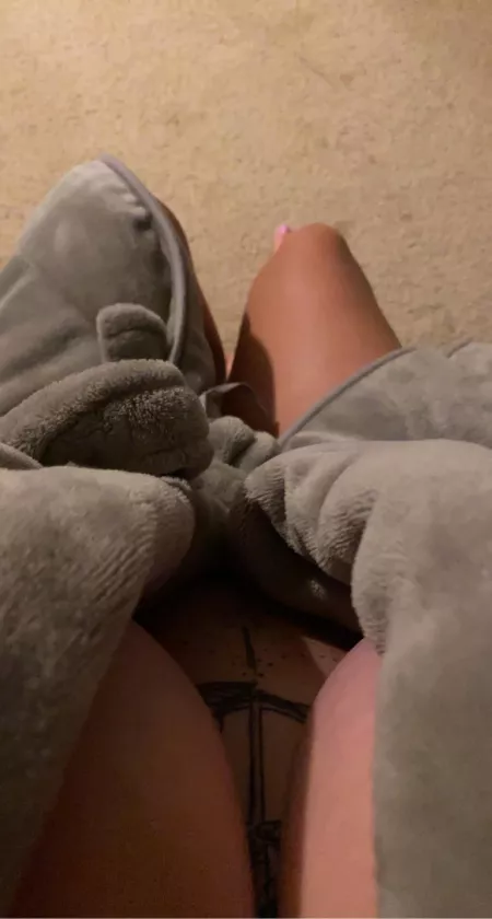 Where would you rather be? by naughty_nikki32