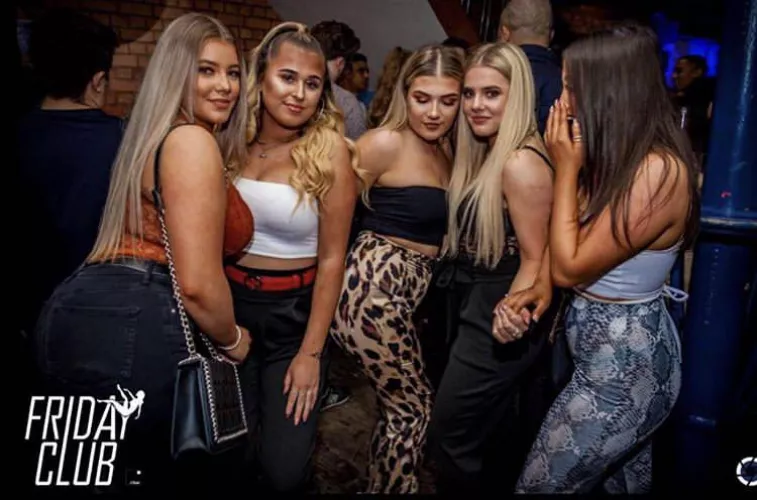 Which girl? by stewiieee1234