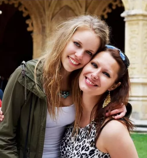 Which girl is better for gangbang? 🥵🥵🥵 by jenny_petite