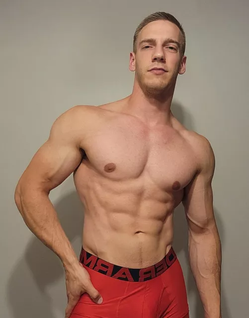 which muscle of human body is your fav ? 😜 by John_fitness91