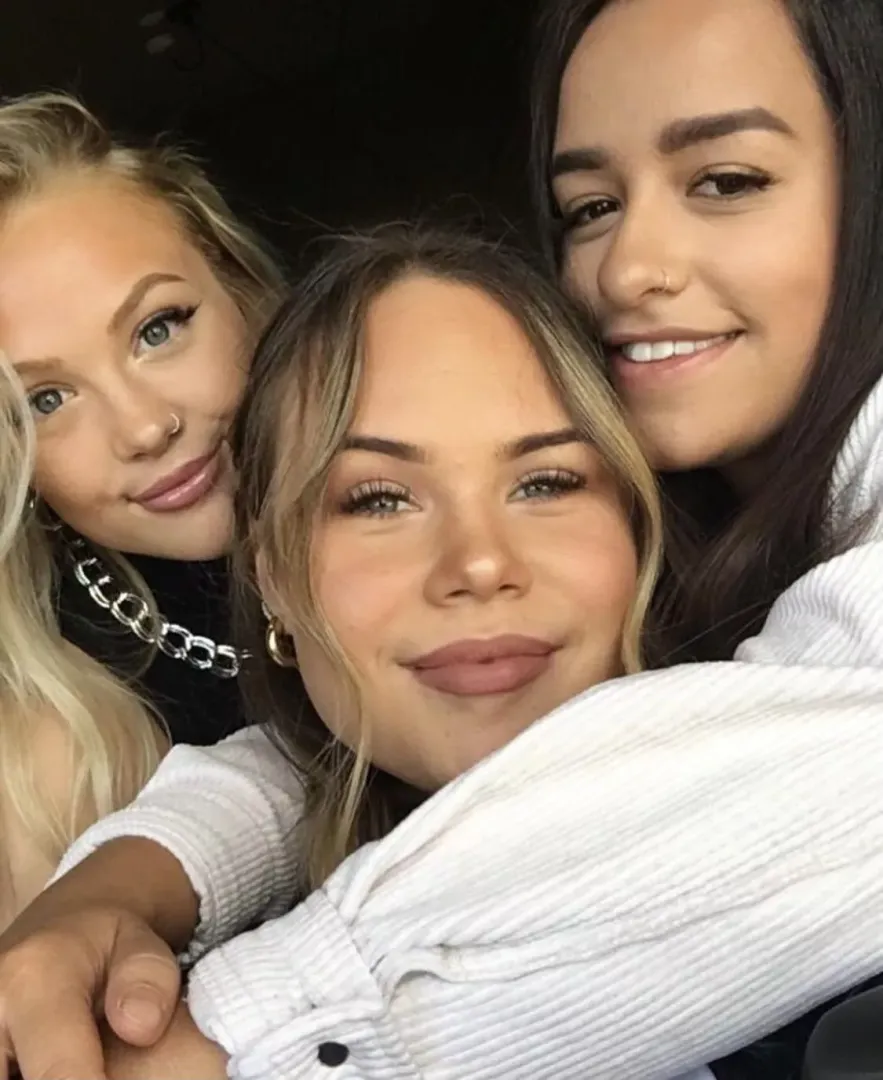 Which one? posted by throwawaythotxxx