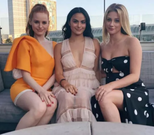 Which one fulfils your desires by Chaturbater1