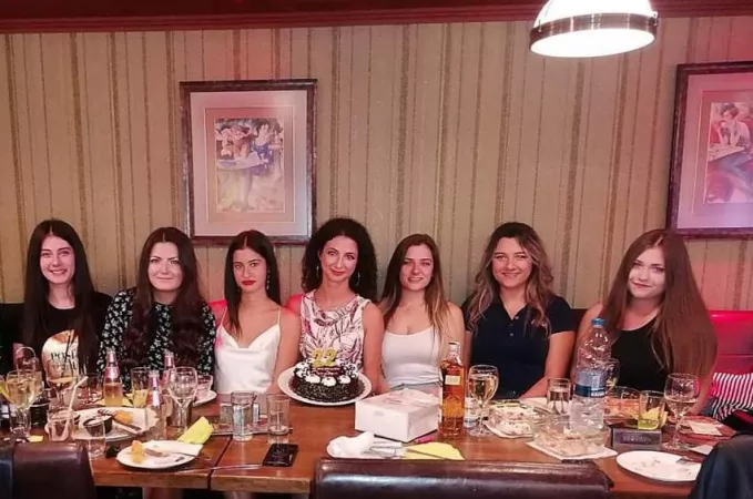 which one is your choice for the night. im cuck k_i_k kokoalek. tell me by kokoalek