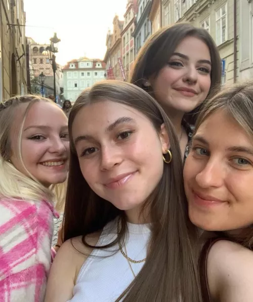 Which one? by rotmulaag2