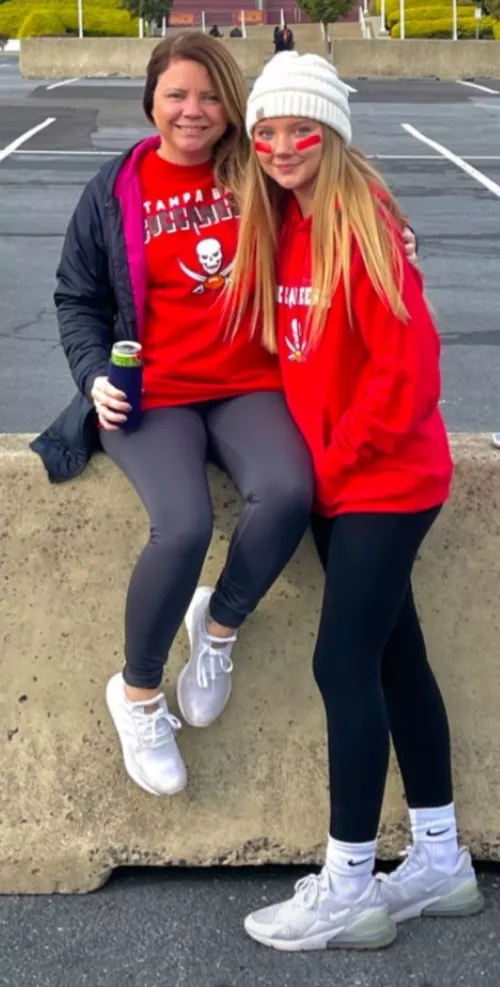 Which one sits where? by hornyredneck123