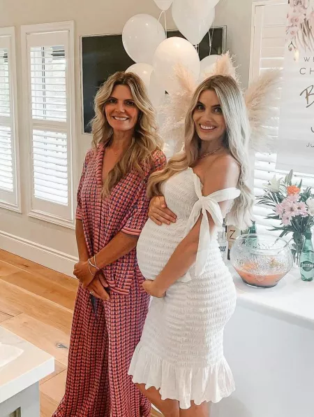 Which one you fucking? Mother or Daughter? by Fillupartist