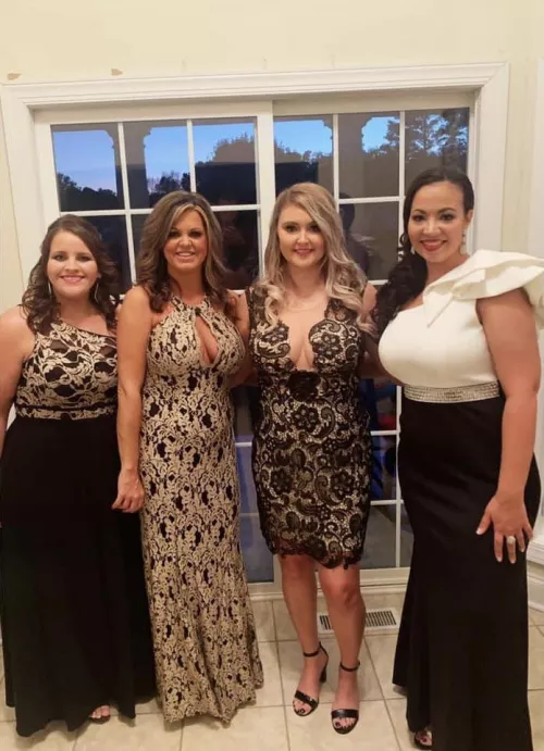 Which sexy ass milf are you going to choose?? 👀 by ganggang89882