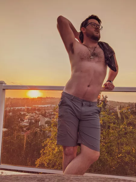 Which View Is Better....(self) by rogueshadowcosplay