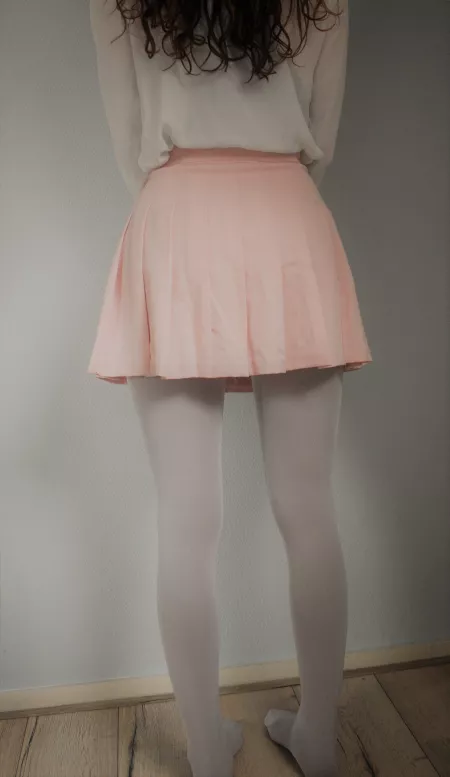 White is like... my favourite non-colour :P by SprinklingSummer