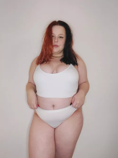 White is such a beautiful color😍😍 by OFlilsuss