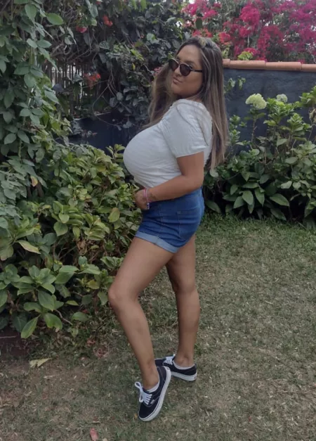 White shirt by whoomp86