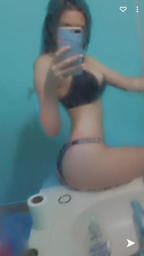 Who can help satisfy me😈😊 by SatisfactionShoddy19