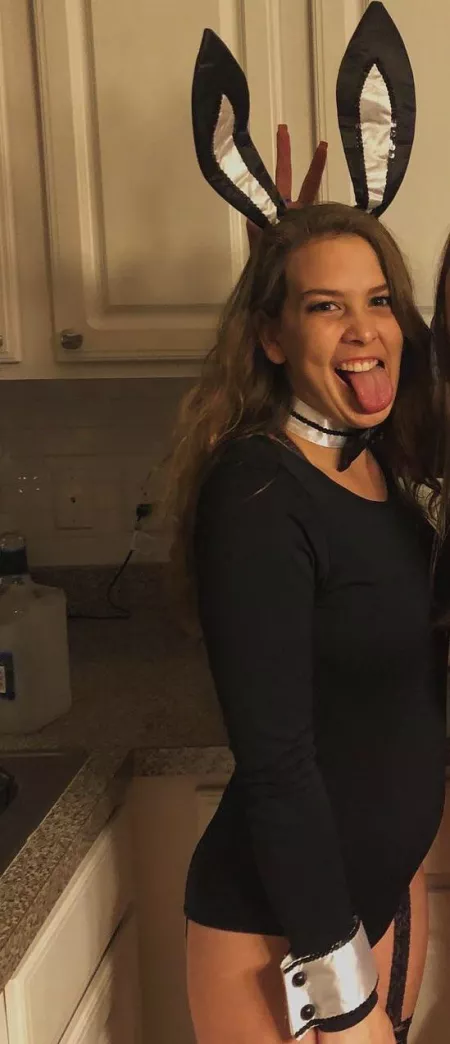 Who can jerk trib my crush Kik is in my bio lets goon by Flaky_Collection1590