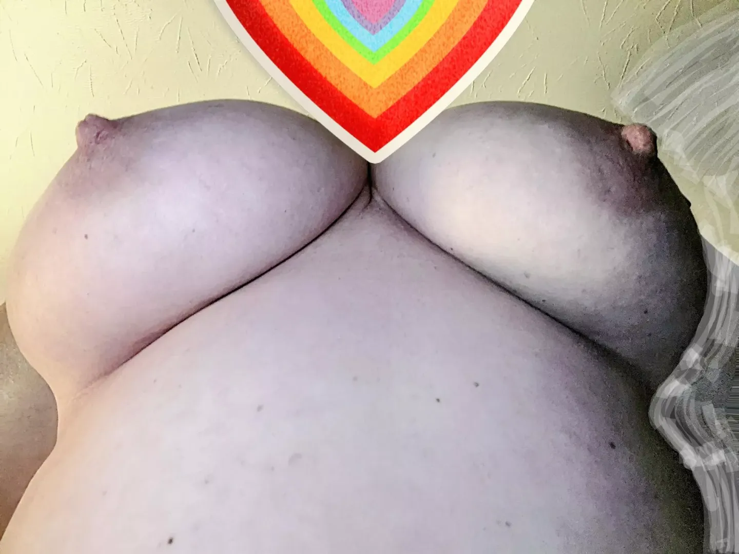 Who can make their way to my heart? And how do you plan on getting there? (F42) posted by AmberlyDawn