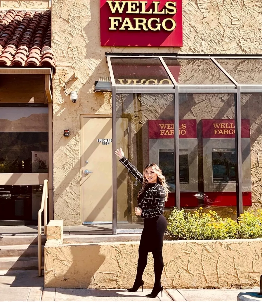 Who Do You Bank With? posted by r00ibos