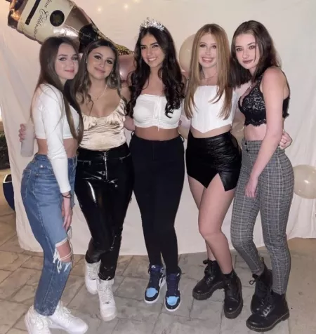 Who do you like best? by aw293