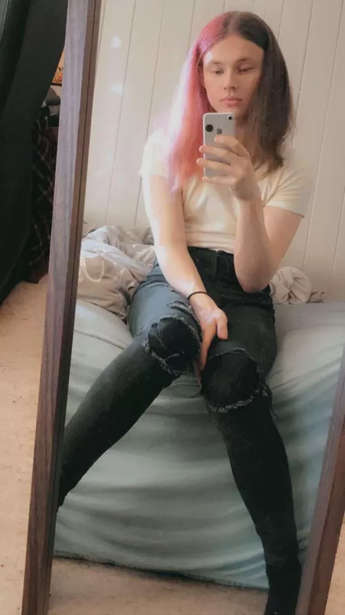 Who does the weekend feel so short 😪 by suselida