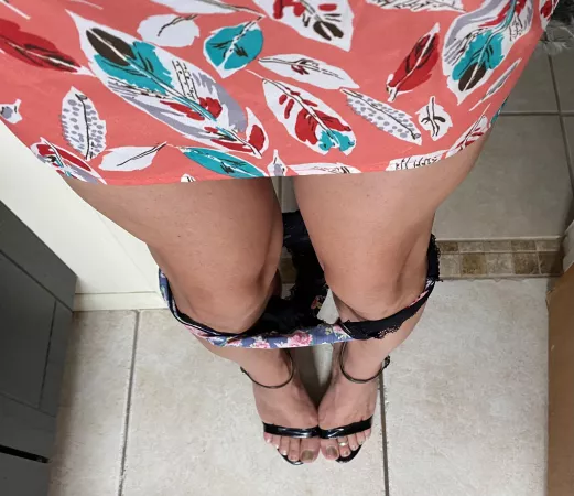 Who doesn’t absolutely ❤️ Floral panties!?? by cheekyjlo