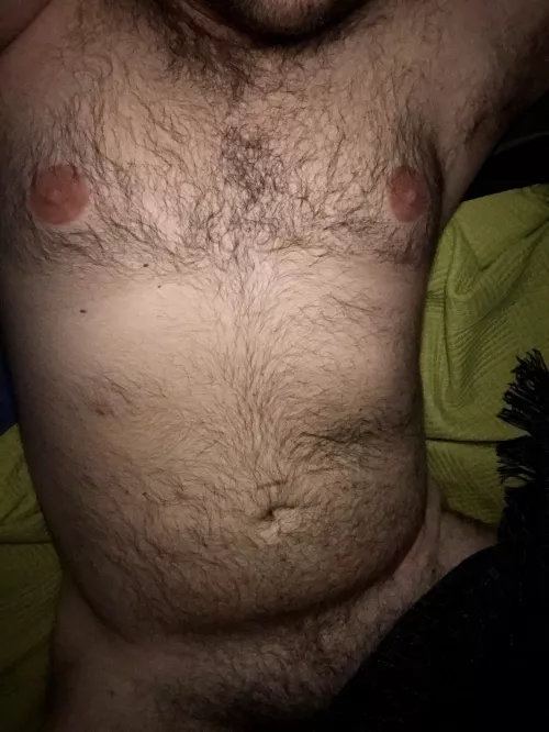 Who else is naked tonight? How about you show me by camlamo