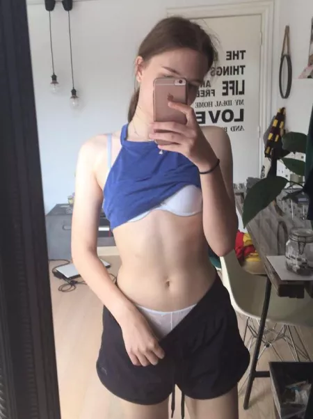 Who else loves slow and sensual tummy massages? ❤️ by Sam_the_sweet