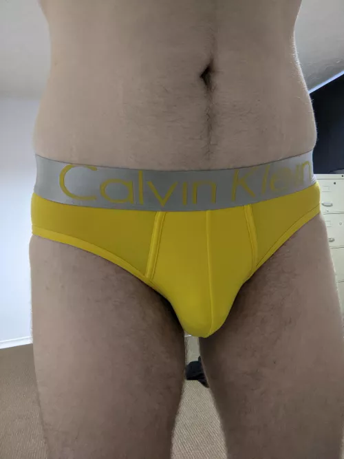 Who else loves yellow Calvins? by Sexsexsextom