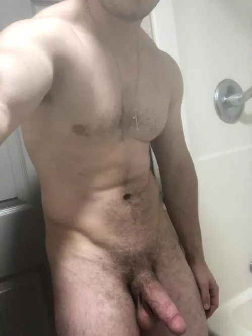 Who else wakes up horny?? by TwistOk6370