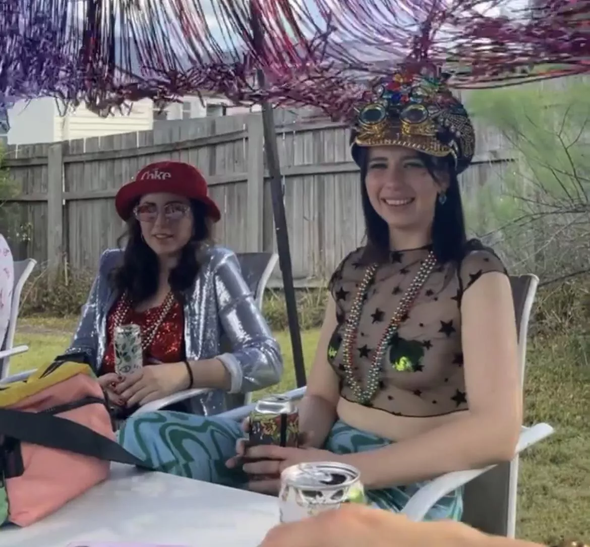 Who goes to a party like this?! Not complaining at all though 🤤 posted by OLB23