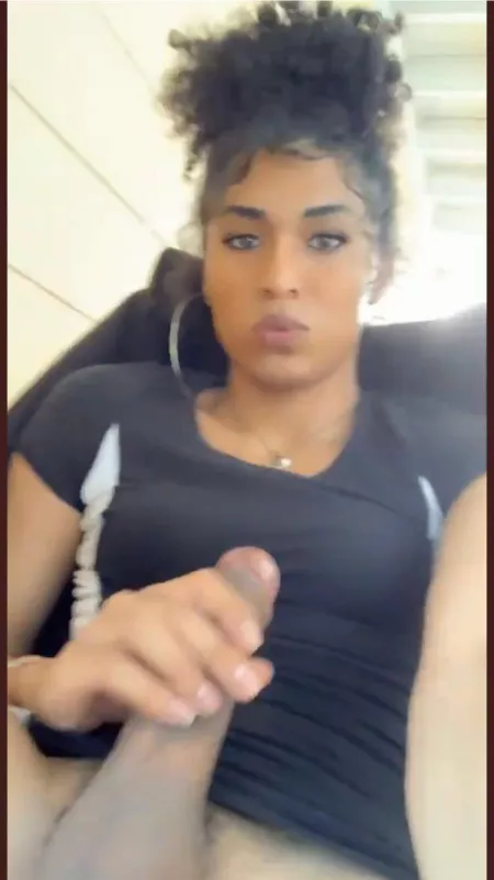 Who going to jerk with me outside by facelessthrowawayx