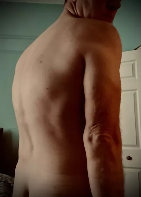 Who has my back? by TrentDILFers