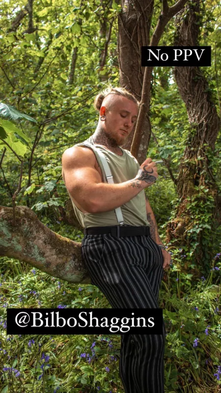 Who is coming for a smoke in the woods? (All links on profile) by MrBilboShaggins