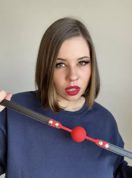 Who is Dom?? ➖🔴➖ by RobbieLatour