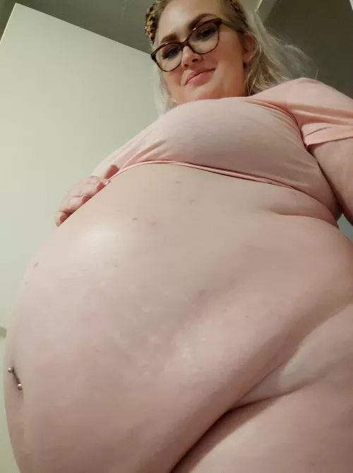 Who is gonna eat her own height in Subway footlongs tomorrow? THIS GIRL 😃🤤 by swedishbutterball