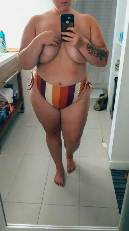 Who is gonna volunteer to be my sunscreen boy? Better not miss a spot. by Queenofthedumb