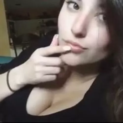 Who is she? by gaori54321moonlandi-