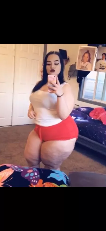 Who is this beauty?? by davyschmavy