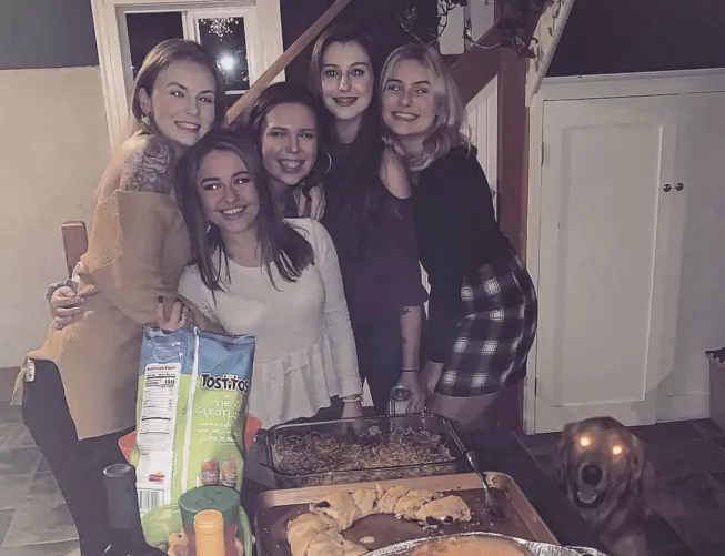 Who left the party to get fucked [5] by fcsfl