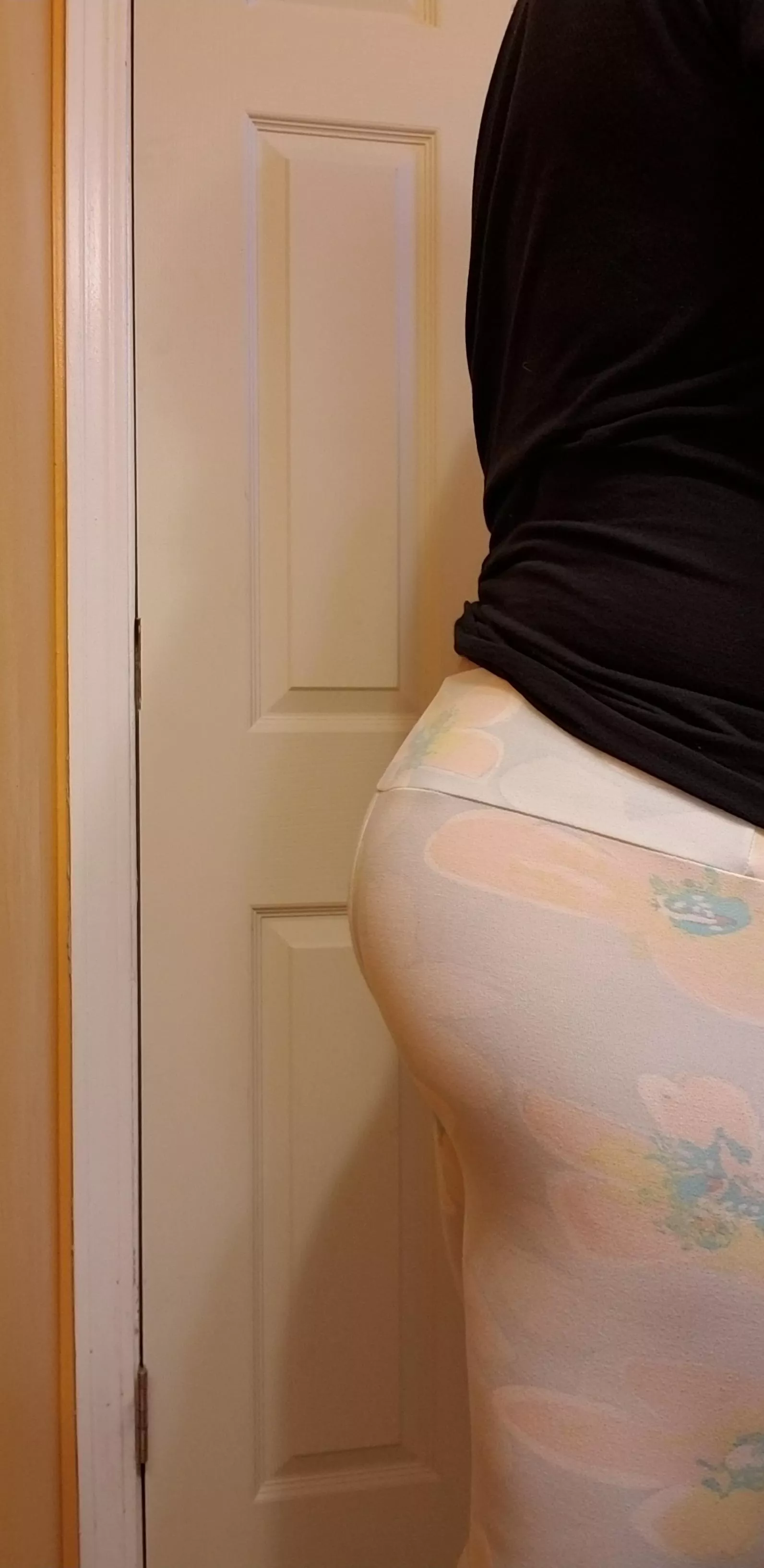 Who likes booty? posted by RedSissy1