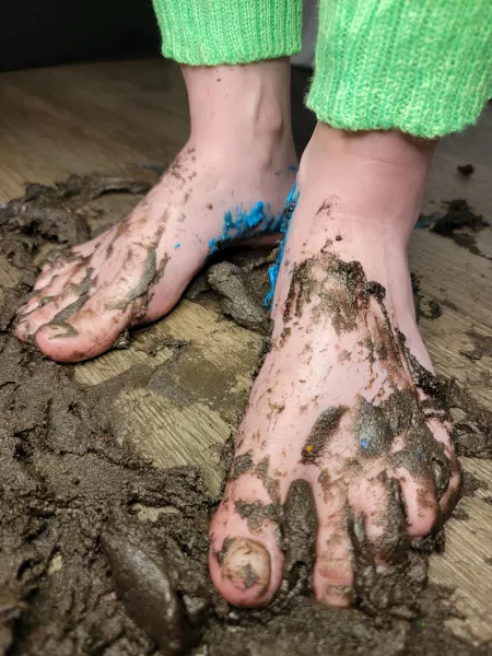 Who likes cake smashes? by RaeandMike