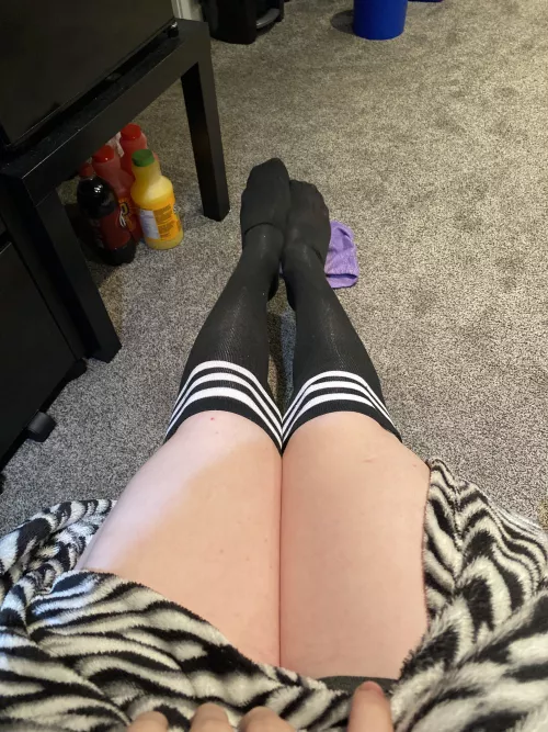 Who likes femboy thighs? by Dark_Bowser