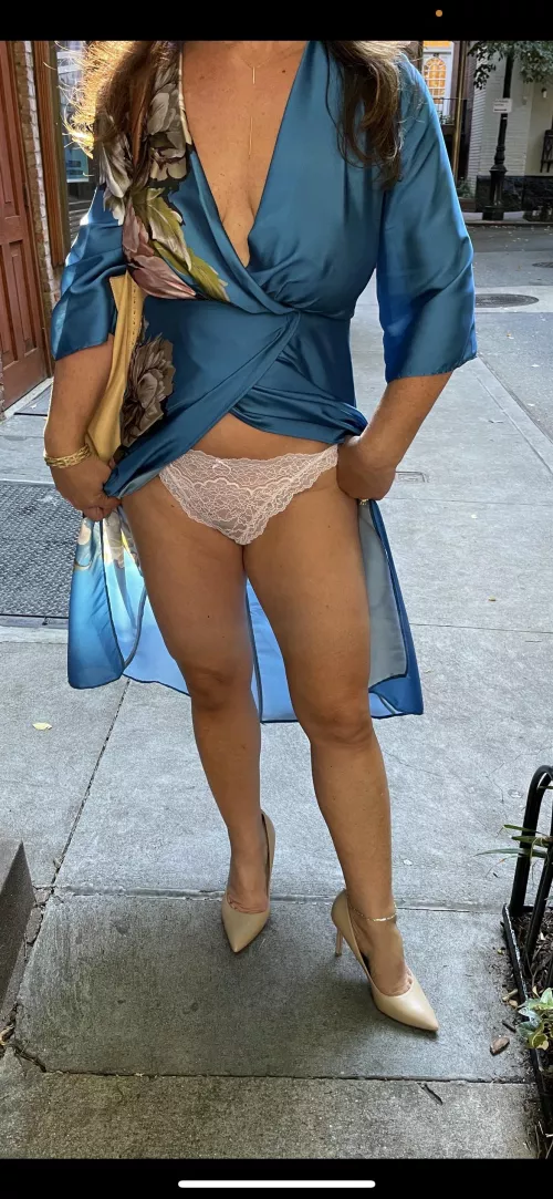 who likes lace panties and heels? by exceptionaltaste777