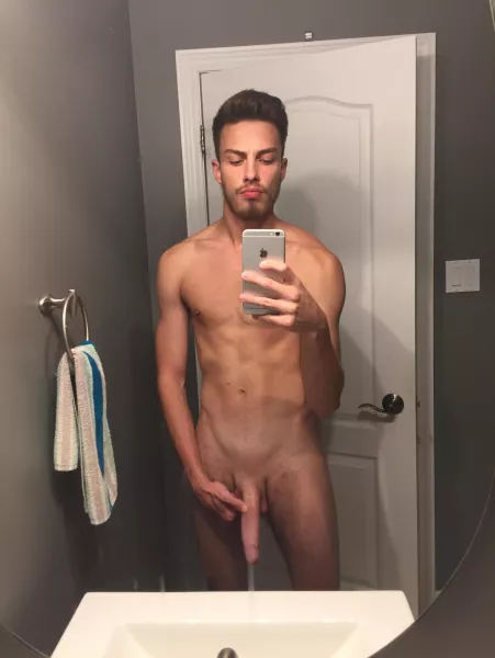 Who likes long cocks ? by Brrreddit01