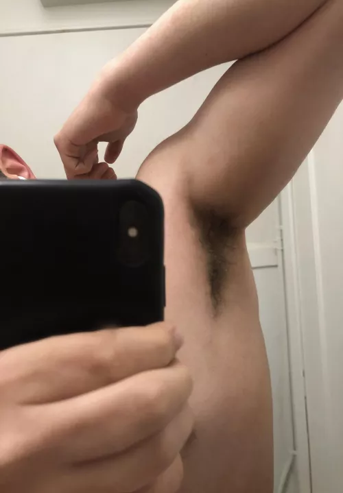 who likes pits by Eyeseverywhere2