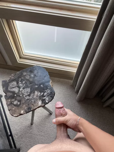 Who likes showing off to the neighbors by boredandchill94