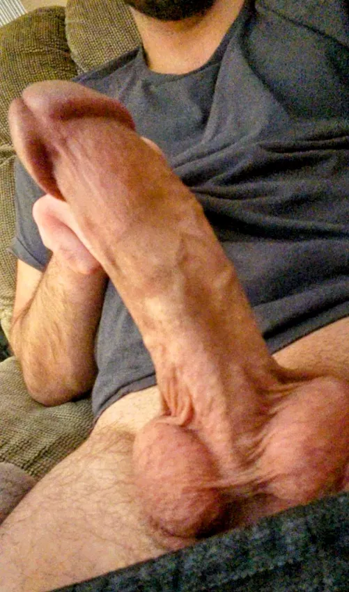 Who likes their extra big daddies to have extra big parts? by SixFootFour200lbs