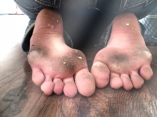 Who likes them dirty......? by Rocky_Mountain_Soles