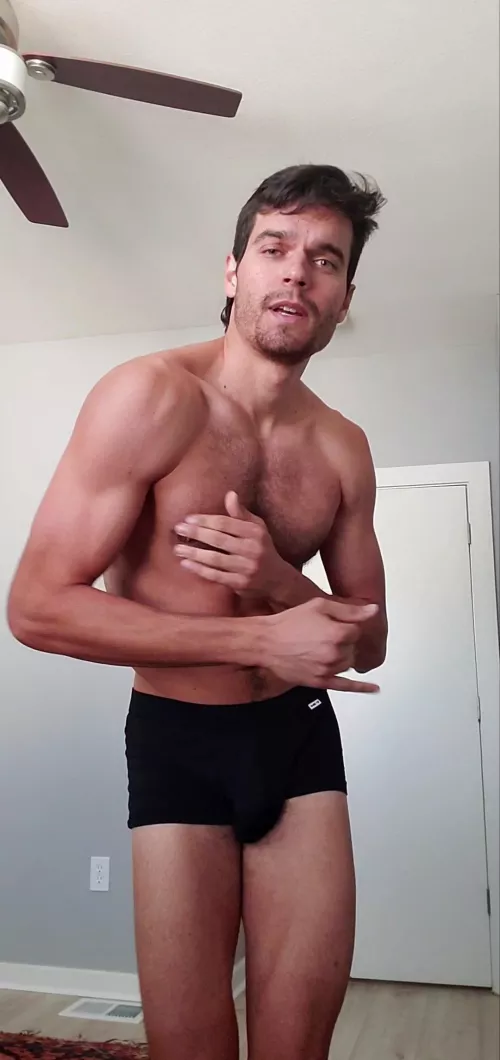 Who likes to dance? More in profile. by Hengst8